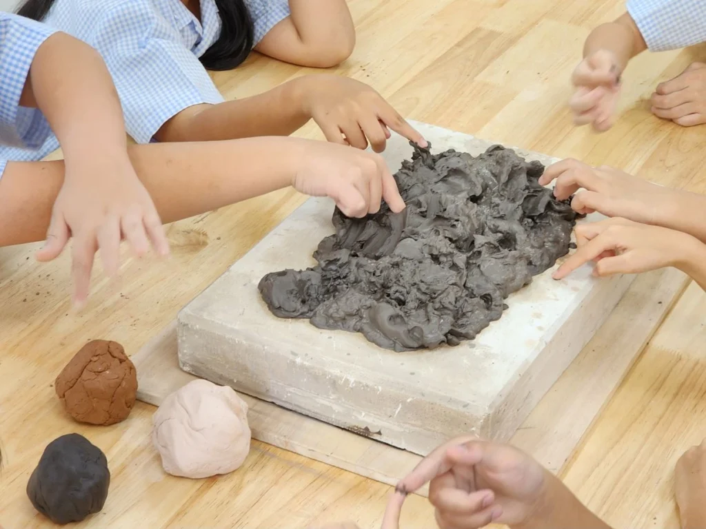 pottery clay thailand Pottery clay with kid
