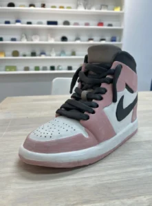 Ceramic sculpture ceramic nike air jordan in Black and red